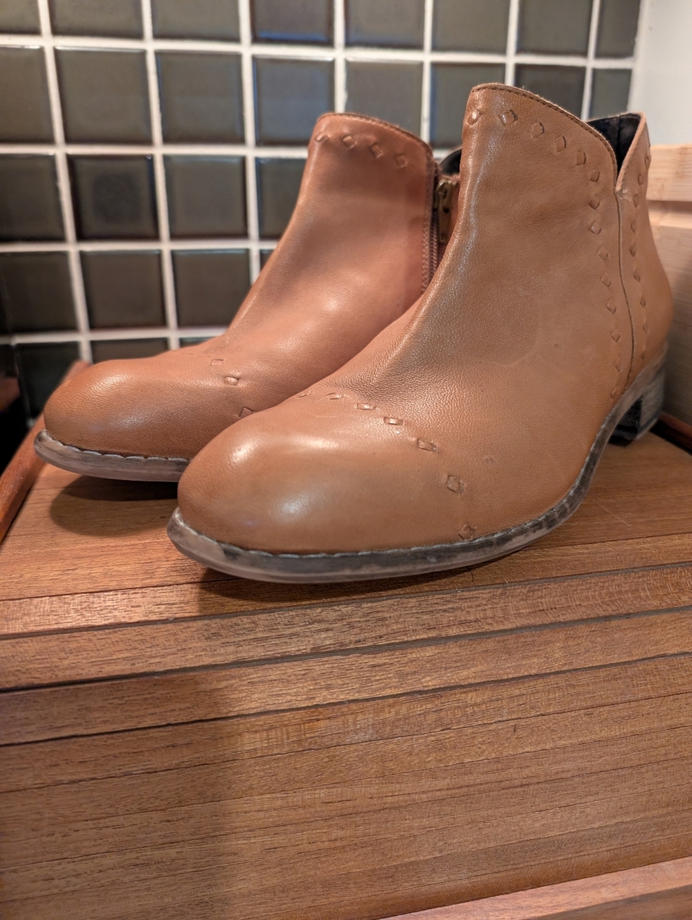 Skechers Leather Booties,8
